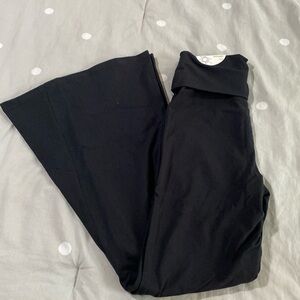 NWT Aerie offline OG super flare leggings size small short